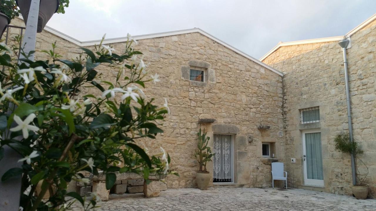 Valata Minusa Country Resort Cannizzara 外观 照片